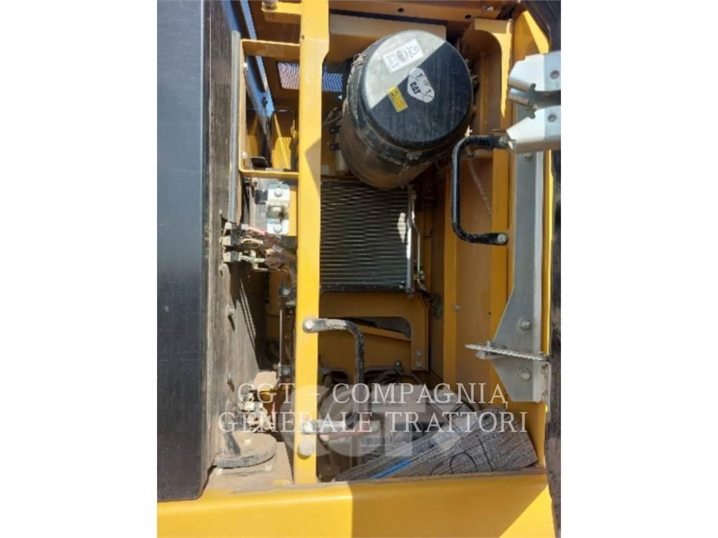 CAT 330F 履带挖掘机