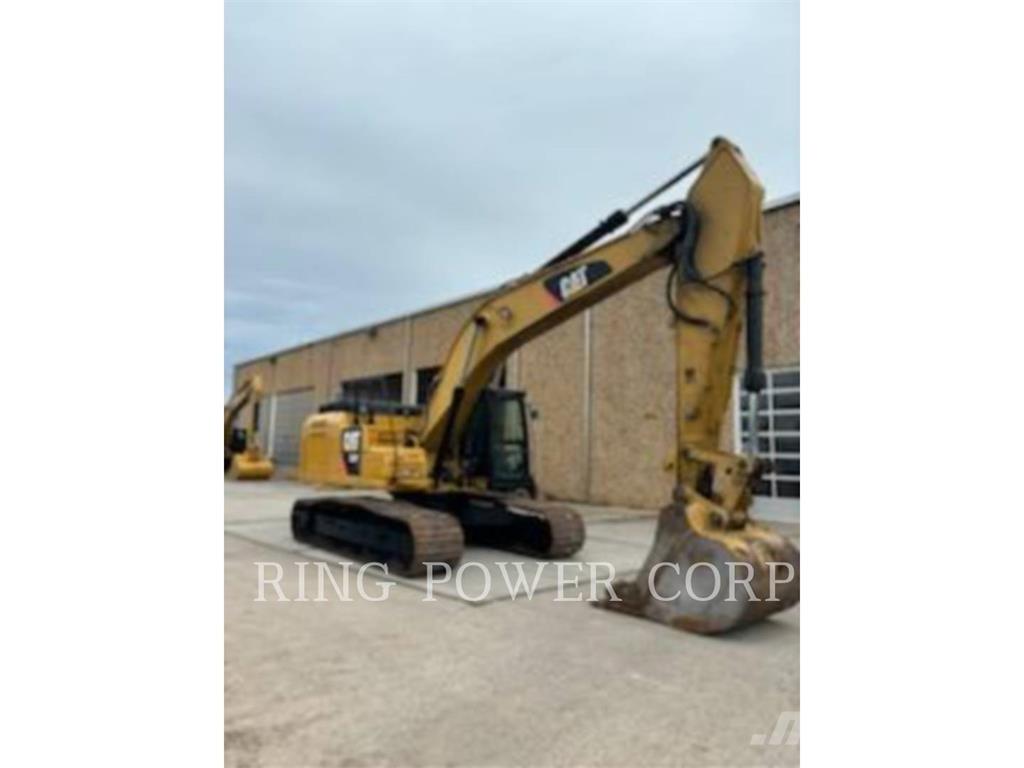 CAT 330FL 履带挖掘机