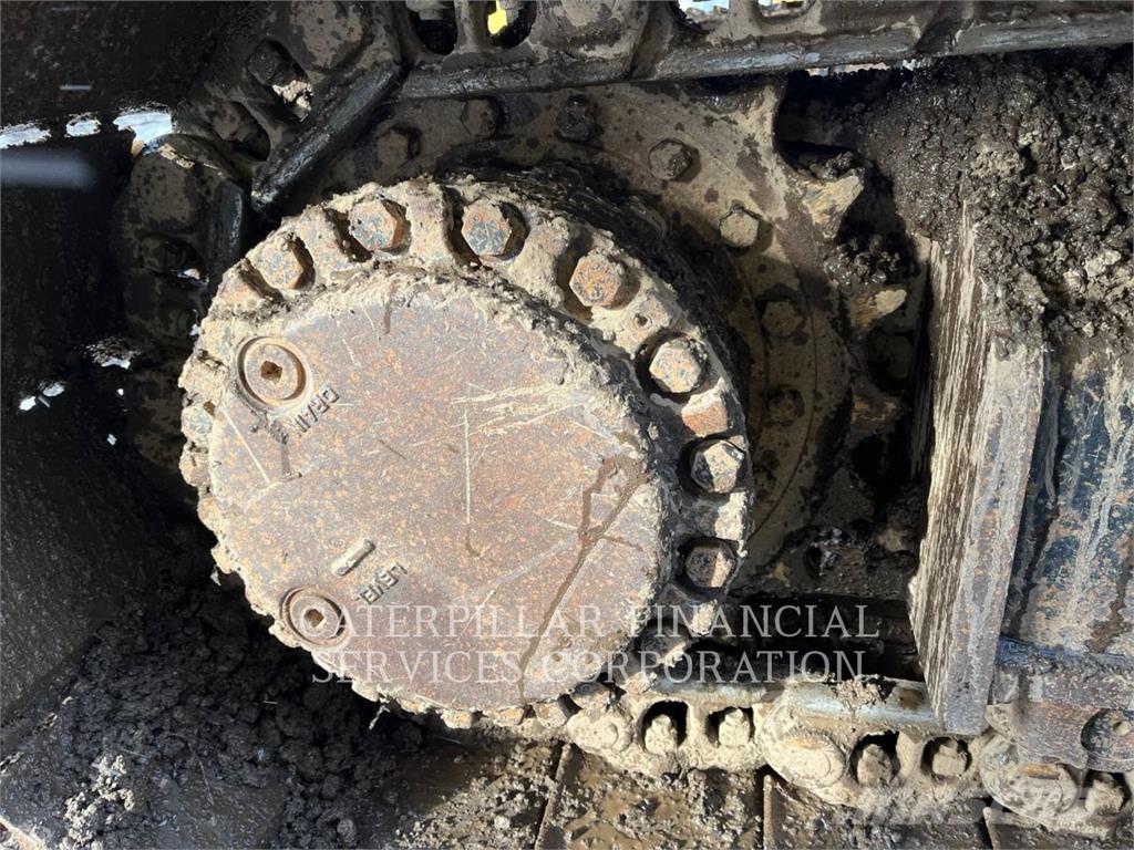 CAT 330FL 履带挖掘机