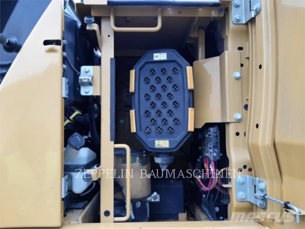 CAT 330GC 履带挖掘机