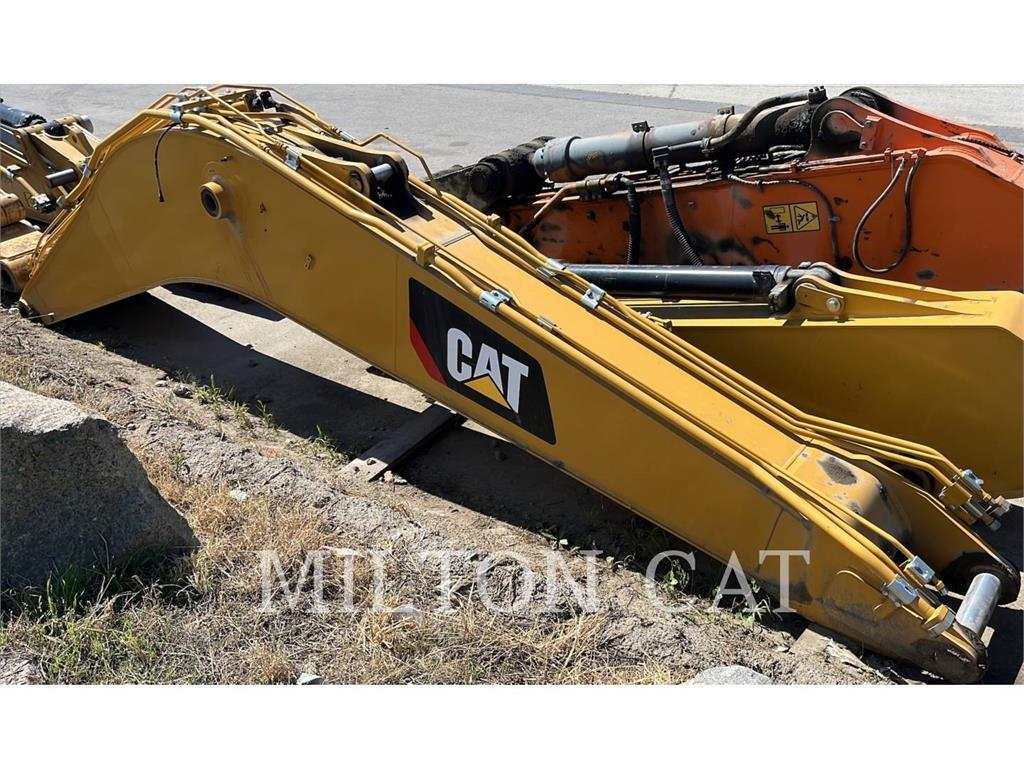 CAT 330GC REACH BOOM 曲臂高空工作平台