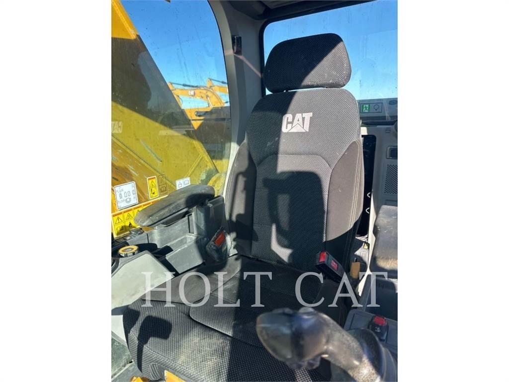 CAT 335 履带挖掘机
