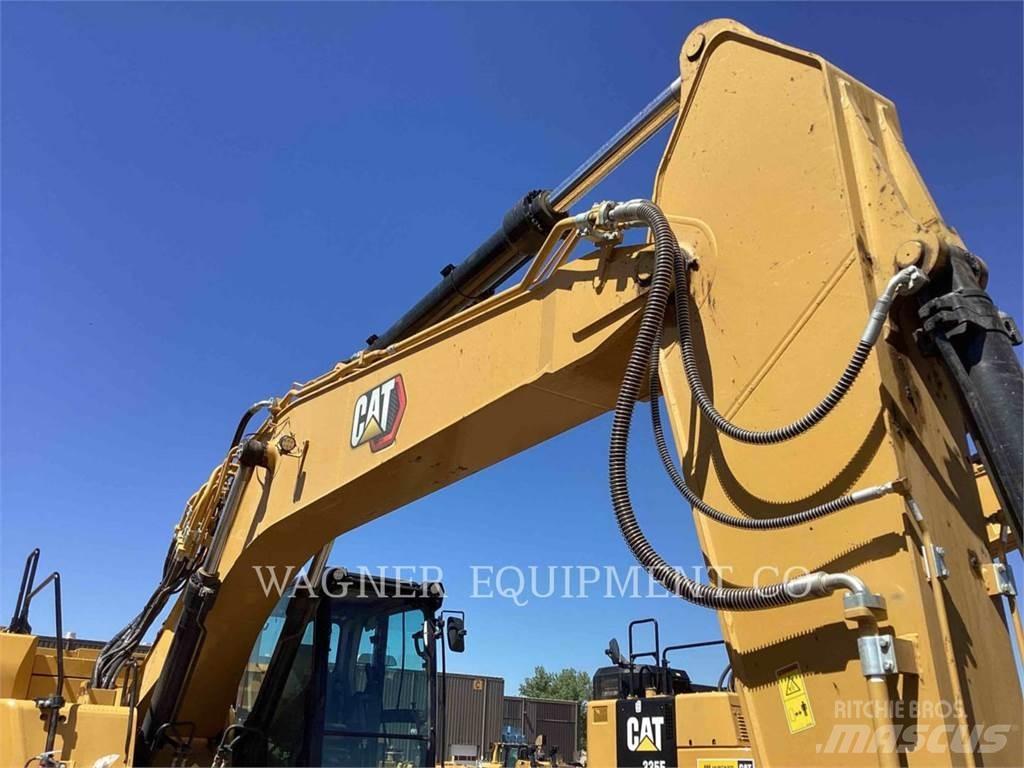 CAT 335 履带挖掘机