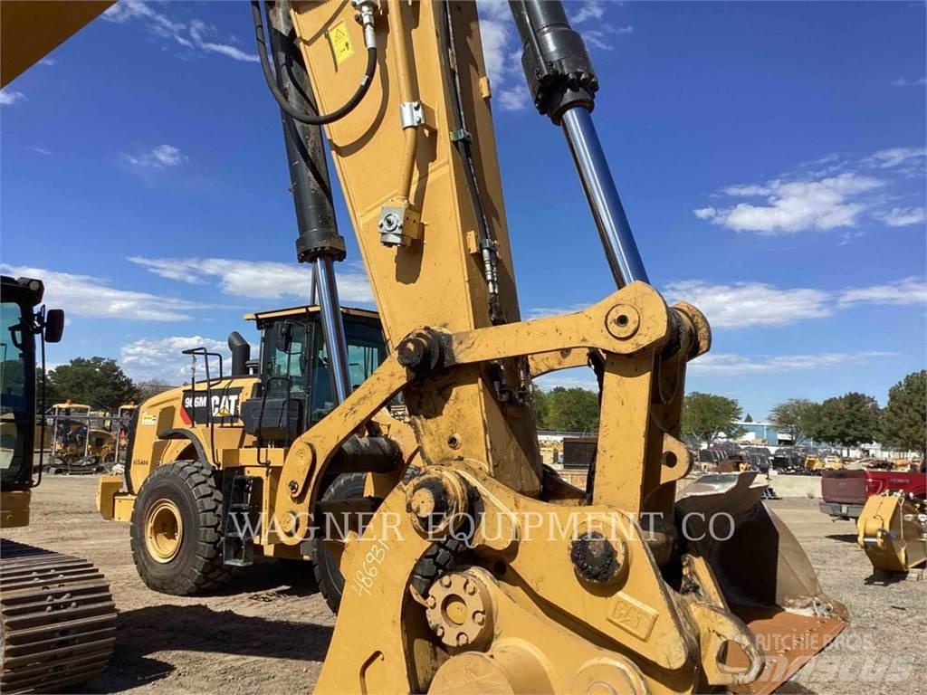 CAT 335 履带挖掘机