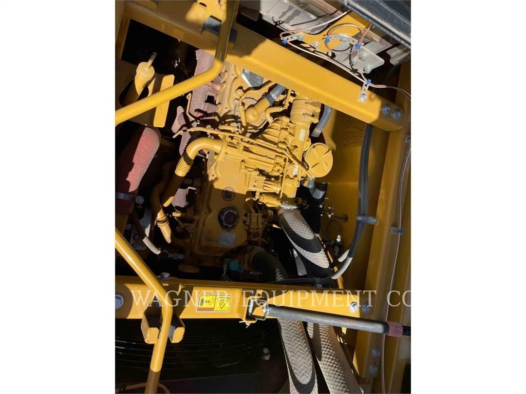CAT 335FL 履带挖掘机