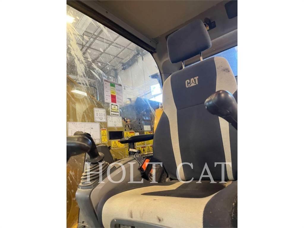 CAT 335FL CR 履带挖掘机