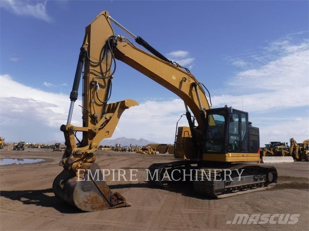 CAT 335FLCR 履带挖掘机
