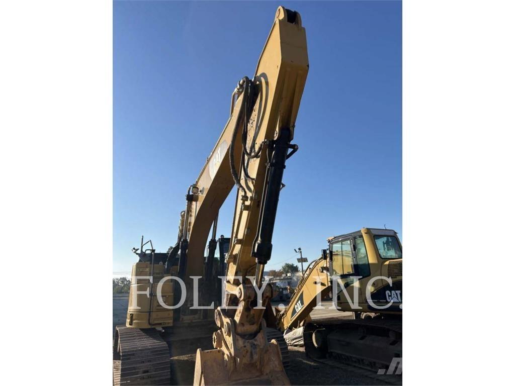 CAT 335FLCR 履带挖掘机