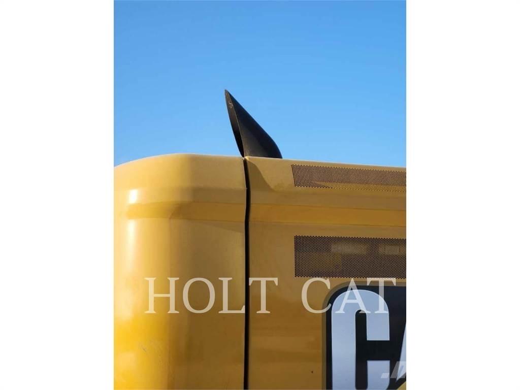 CAT 336 10 TC 履带挖掘机