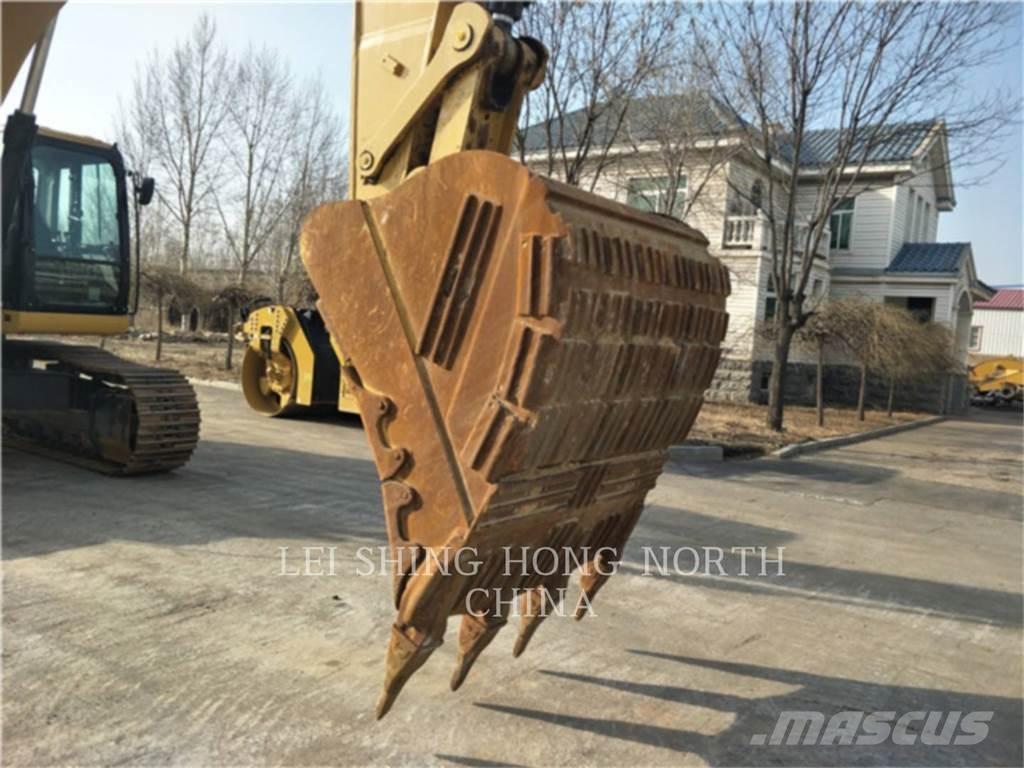 CAT 336D2 履带挖掘机