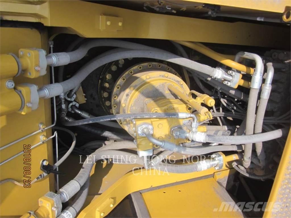 CAT 336D2 履带挖掘机