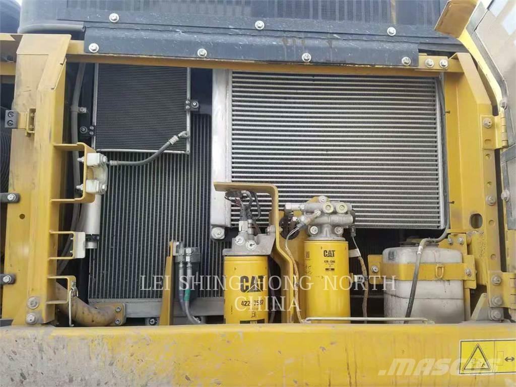 CAT 336D2 履带挖掘机