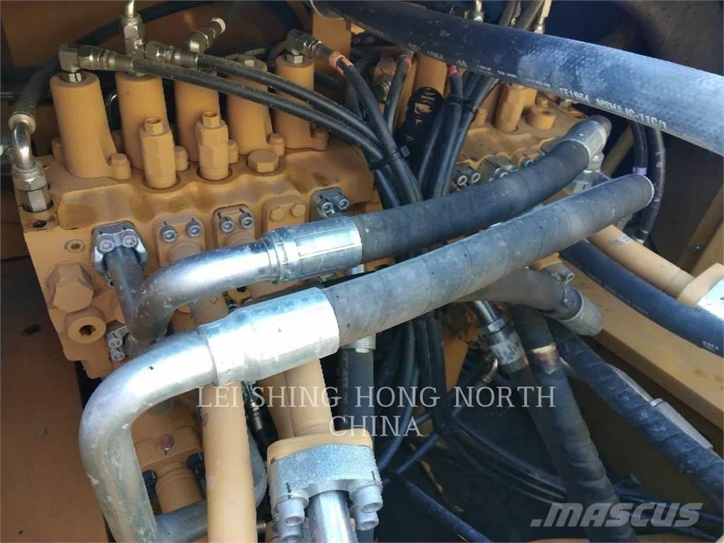 CAT 336D2 履带挖掘机