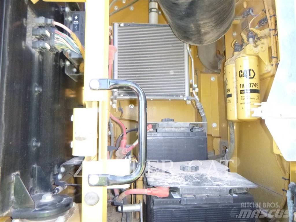 CAT 336EL 履带挖掘机