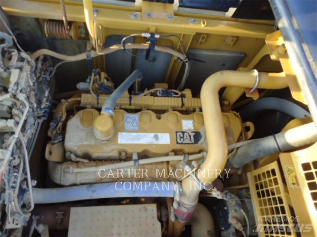 CAT 336FL 履带挖掘机