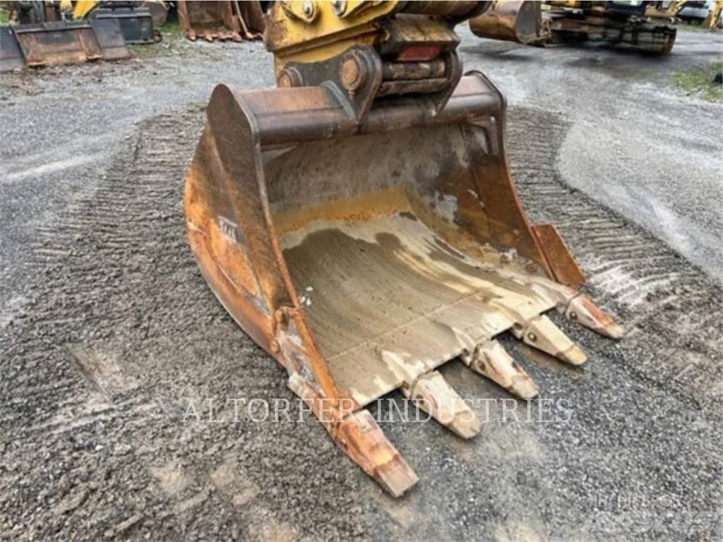 CAT 336FL 履带挖掘机