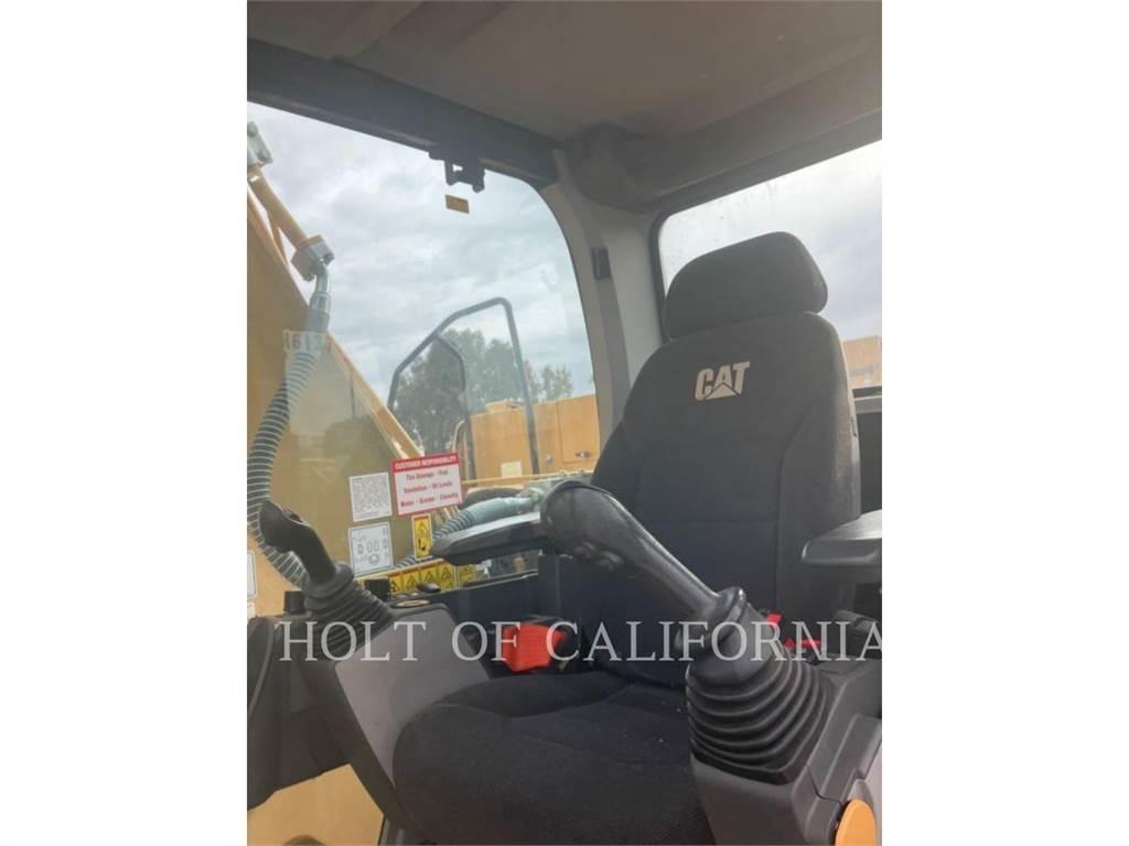 CAT 349 履带挖掘机