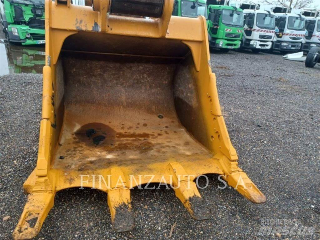 CAT 349D 履带挖掘机