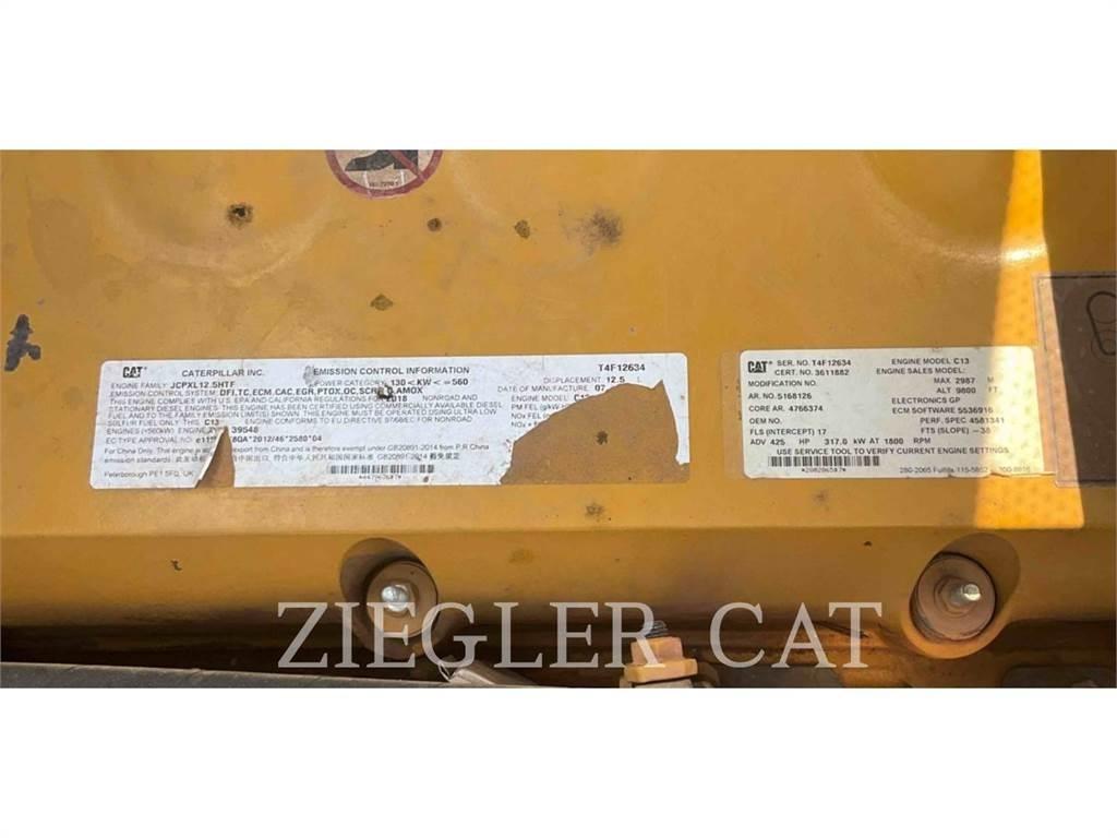 CAT 349FL 履带挖掘机