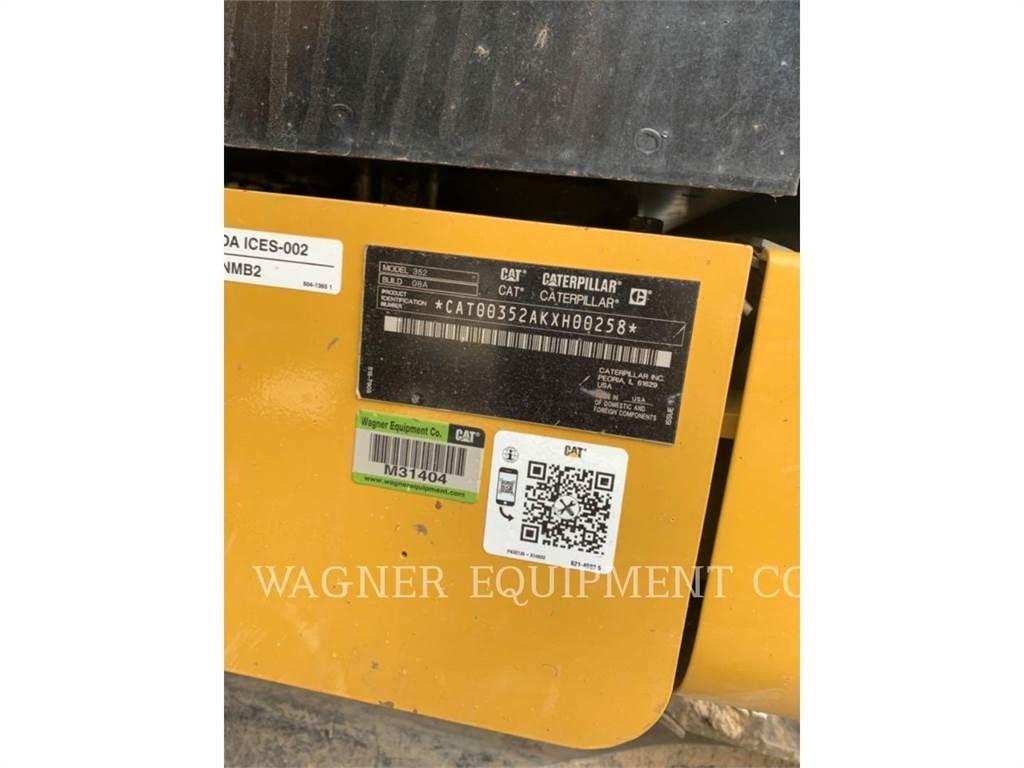 CAT 352 履带挖掘机