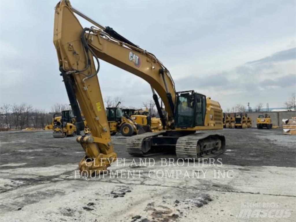 CAT 352 履带挖掘机