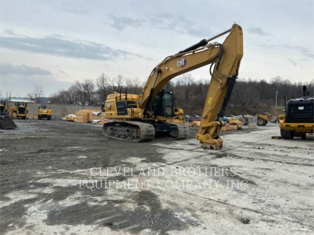 CAT 352 履带挖掘机