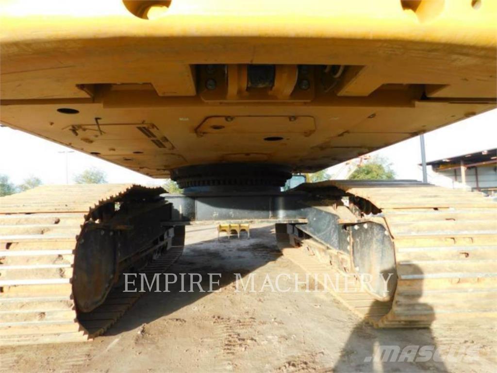 CAT 352-07VG P 履带挖掘机