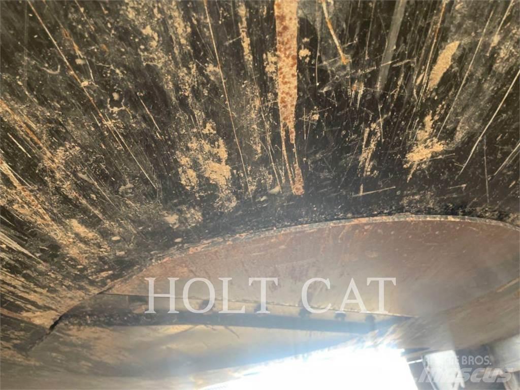 CAT 352 12 履带挖掘机