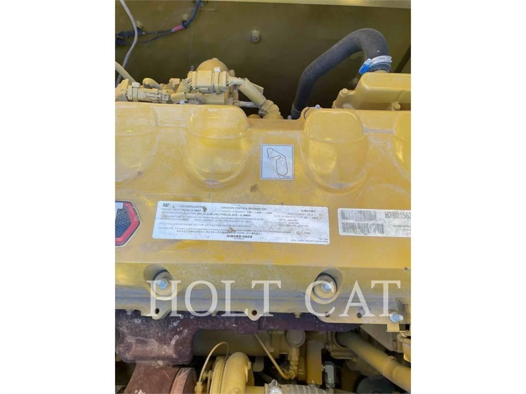 CAT 352 12 TC 履带挖掘机