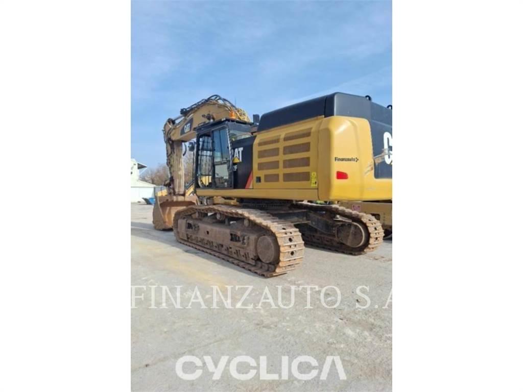 CAT 352FL 履带挖掘机