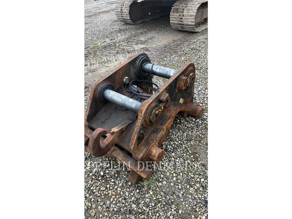 CAT 365CL 履带挖掘机