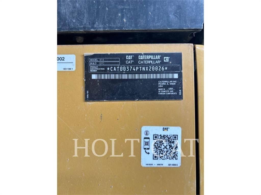 CAT 374 履带挖掘机