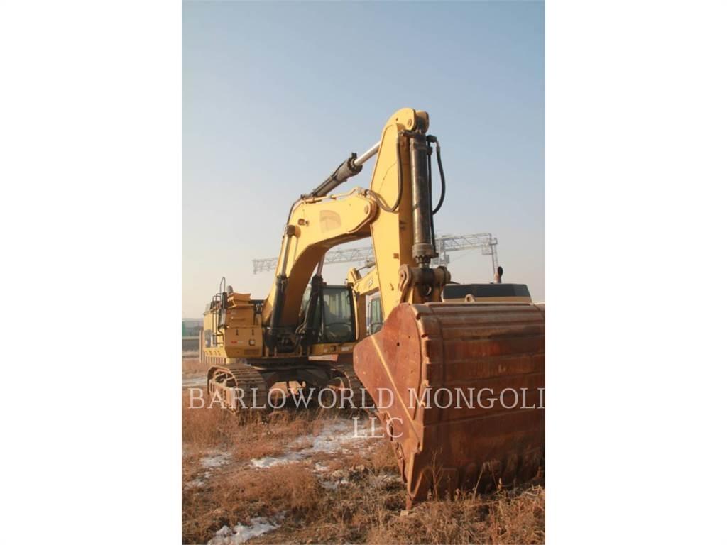 CAT 374DL 履带挖掘机