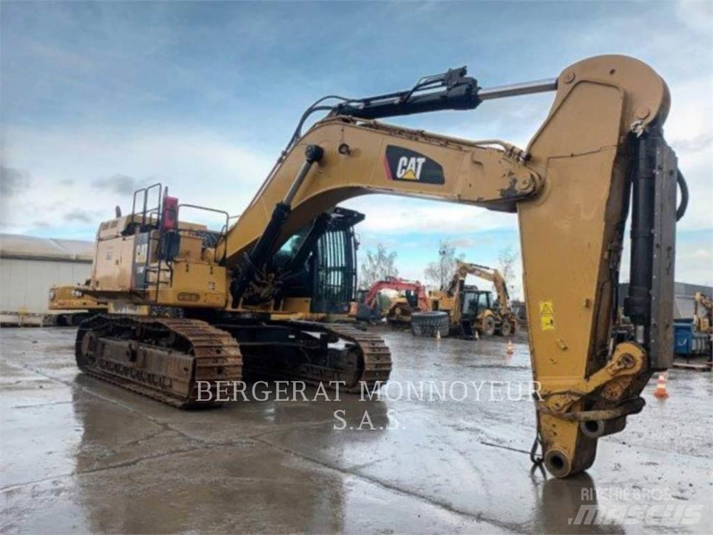 CAT 374F 履带挖掘机