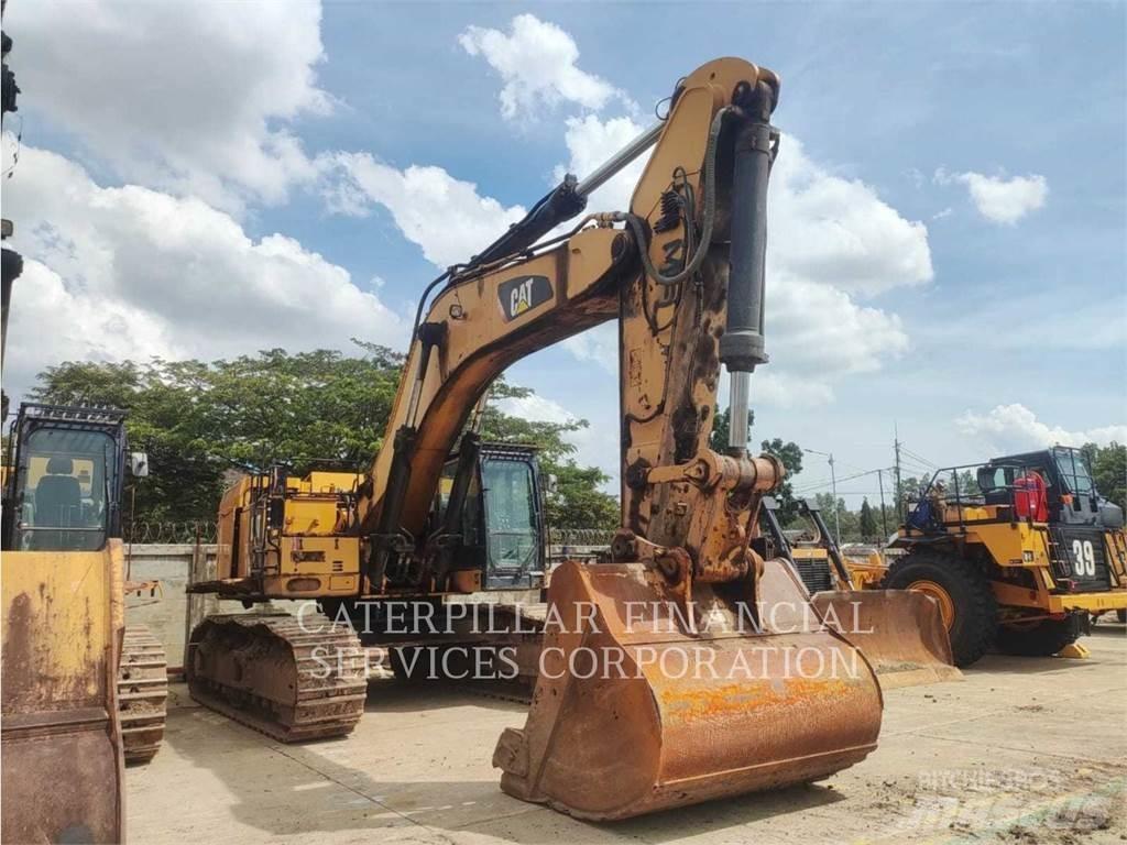 CAT 374F 履带挖掘机