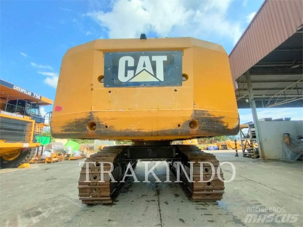 CAT 390FL 履带挖掘机