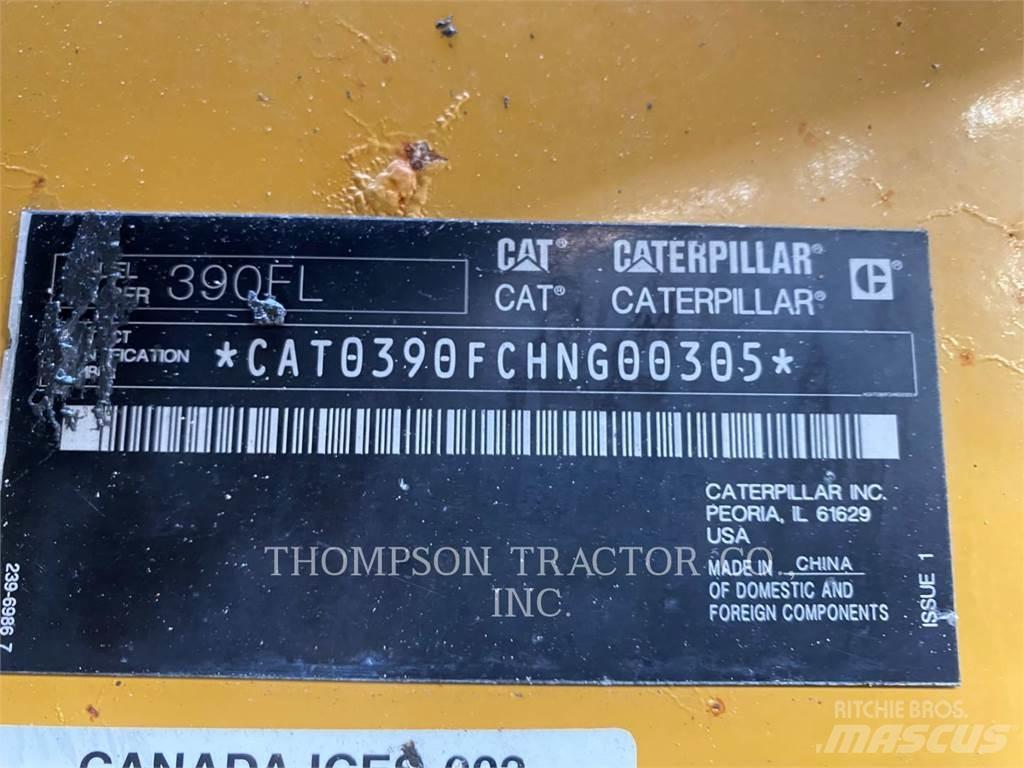 CAT 390FL 履带挖掘机