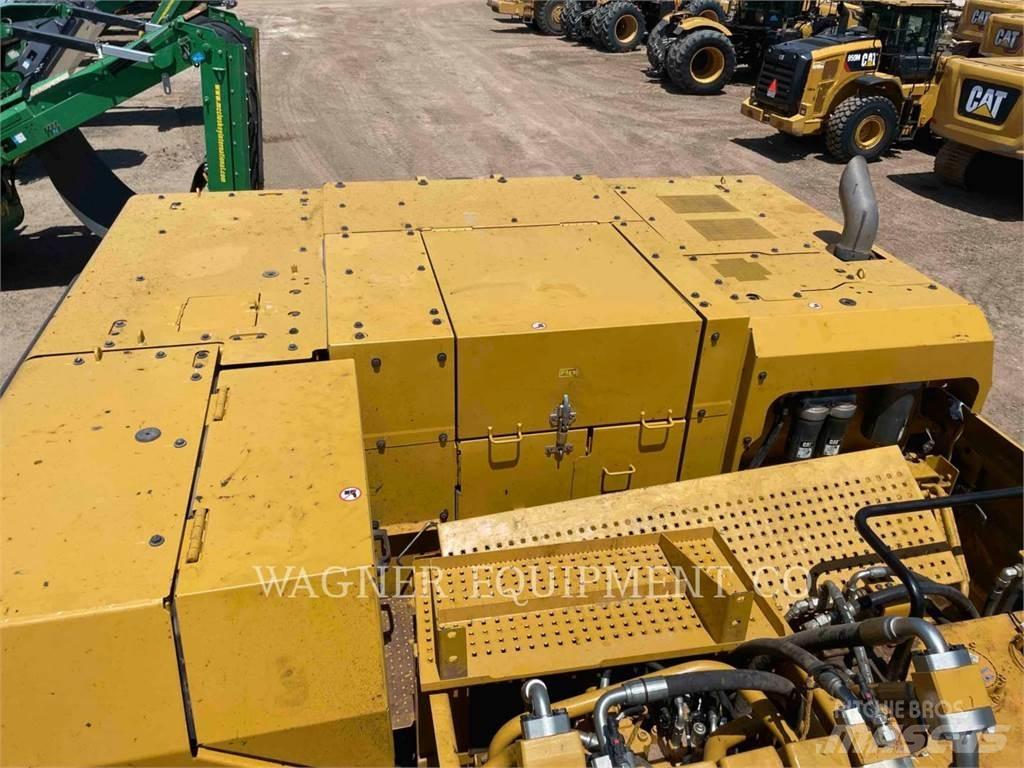 CAT 395 履带挖掘机