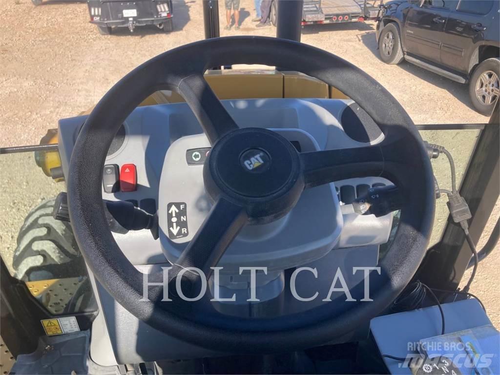 CAT 415-07 反铲装载机