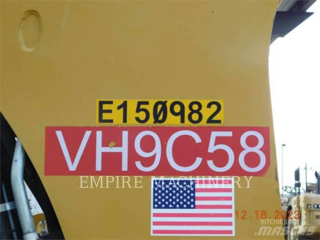 CAT 415F2 4EOP 反铲装载机