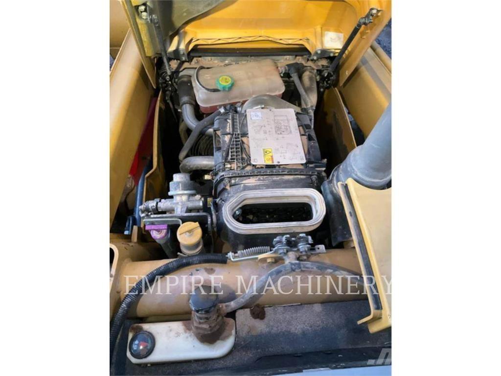 CAT 415F2 IL 轮式装载机