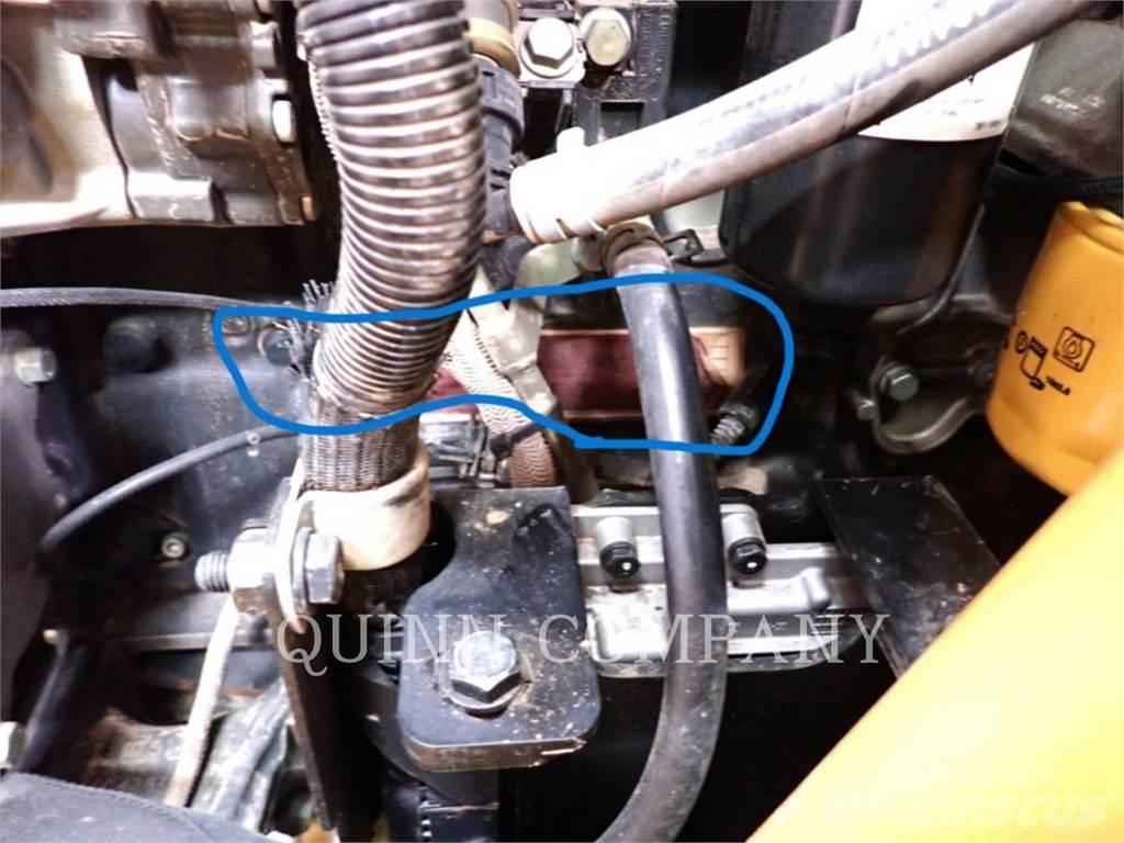 CAT 415F2 IL 反铲装载机