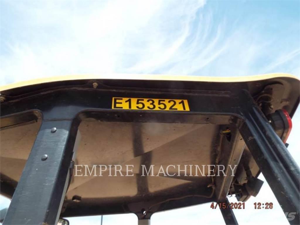 CAT 415F2 IL 轮式装载机