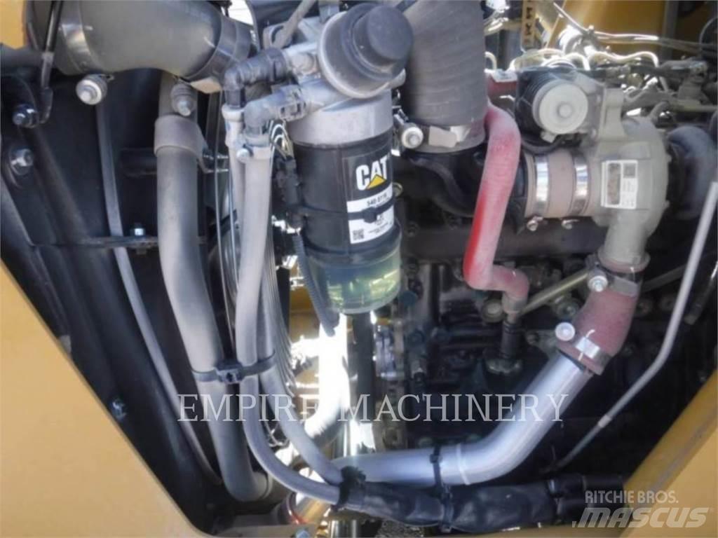 CAT 415IL 轮式装载机