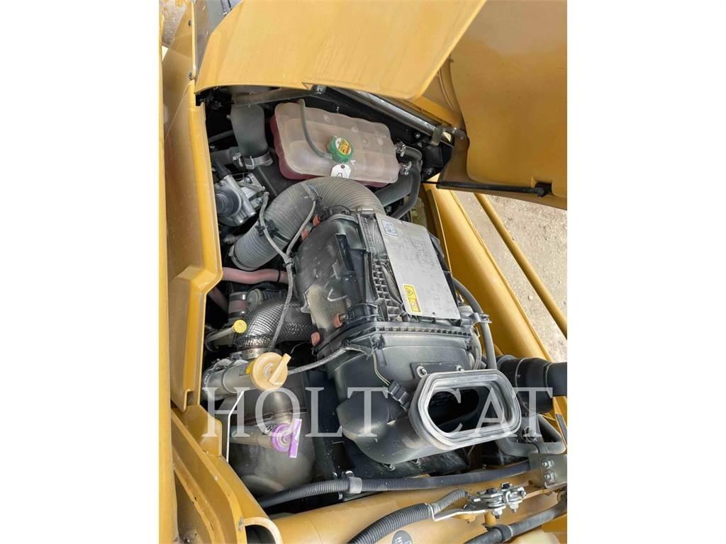 CAT 416 4SX 反铲装载机
