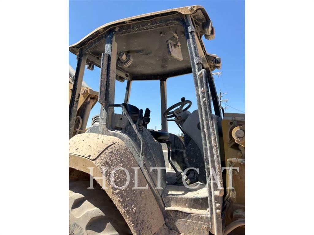 CAT 416 4SX 反铲装载机