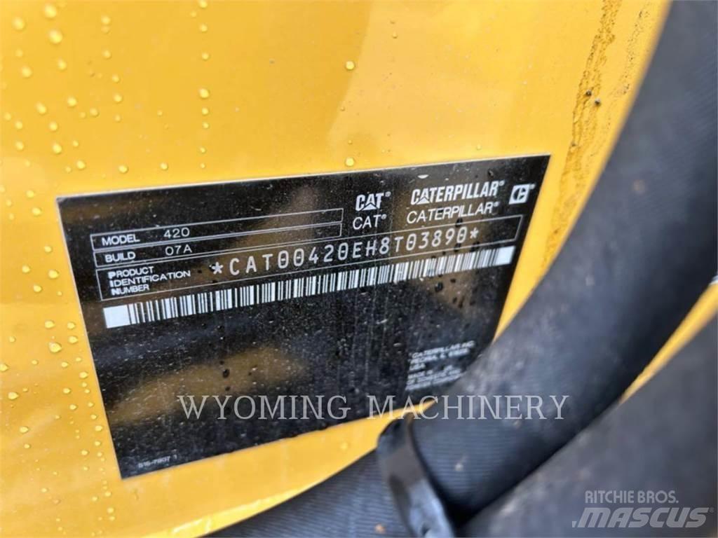 CAT 420 反铲装载机