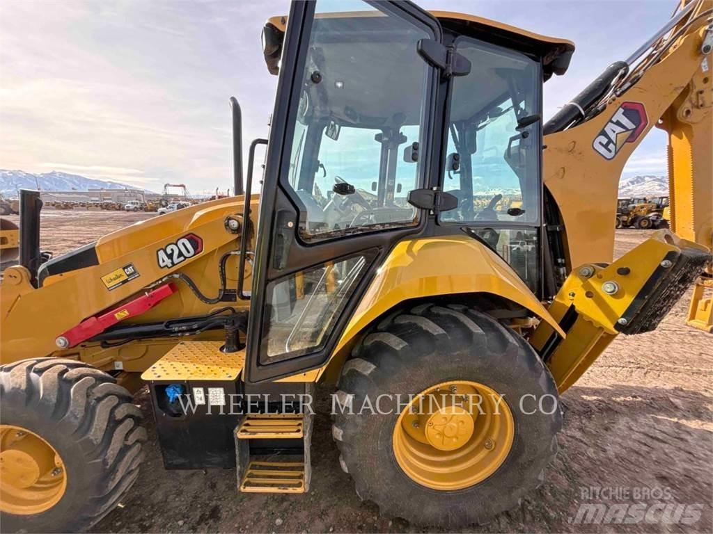 CAT 420 反铲装载机