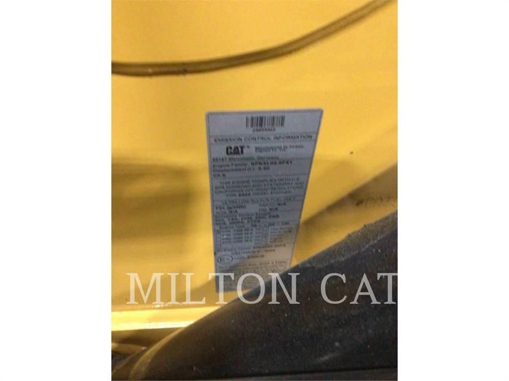 CAT 420 反铲装载机
