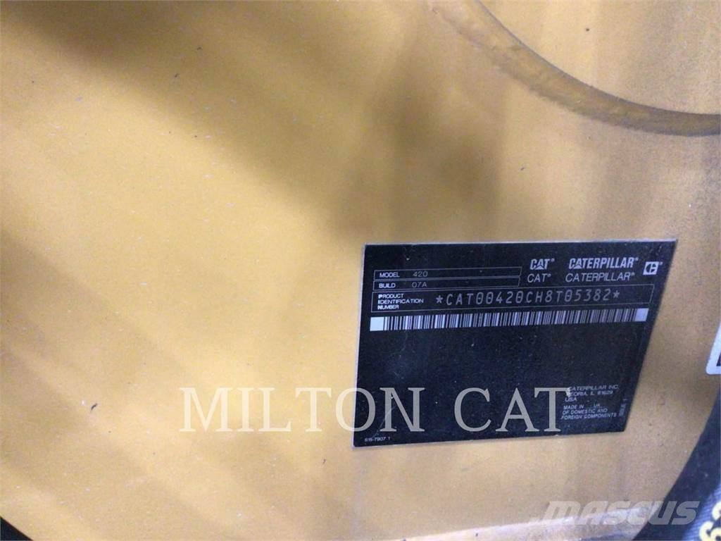 CAT 420 反铲装载机